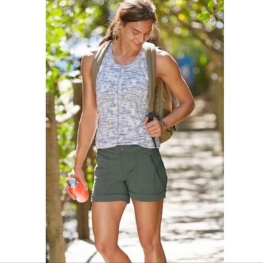 New Athleta Trekkie Stretch 8 Shorts